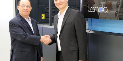 Eyal Harpak, Director, Graphica Bezalel (L) and Yishai Amir, CEO, Landa Digital Printing (R)