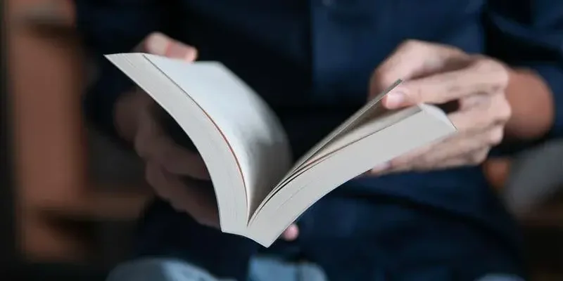 Gal Book Adobestock 223579332