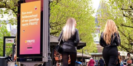 Jcdecaux Fruitz Dooh 01 430x400 1