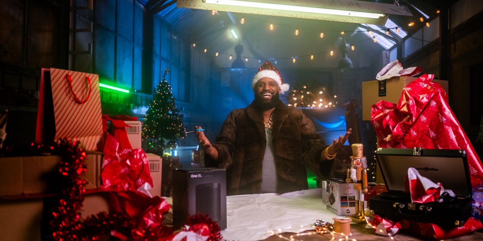 Amazon Brengt De Kunst Van Het Geven Terug Met ?kerst (w)rapper? Willie Wartaal