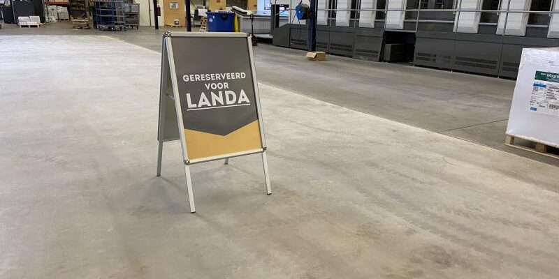 Landa Simian